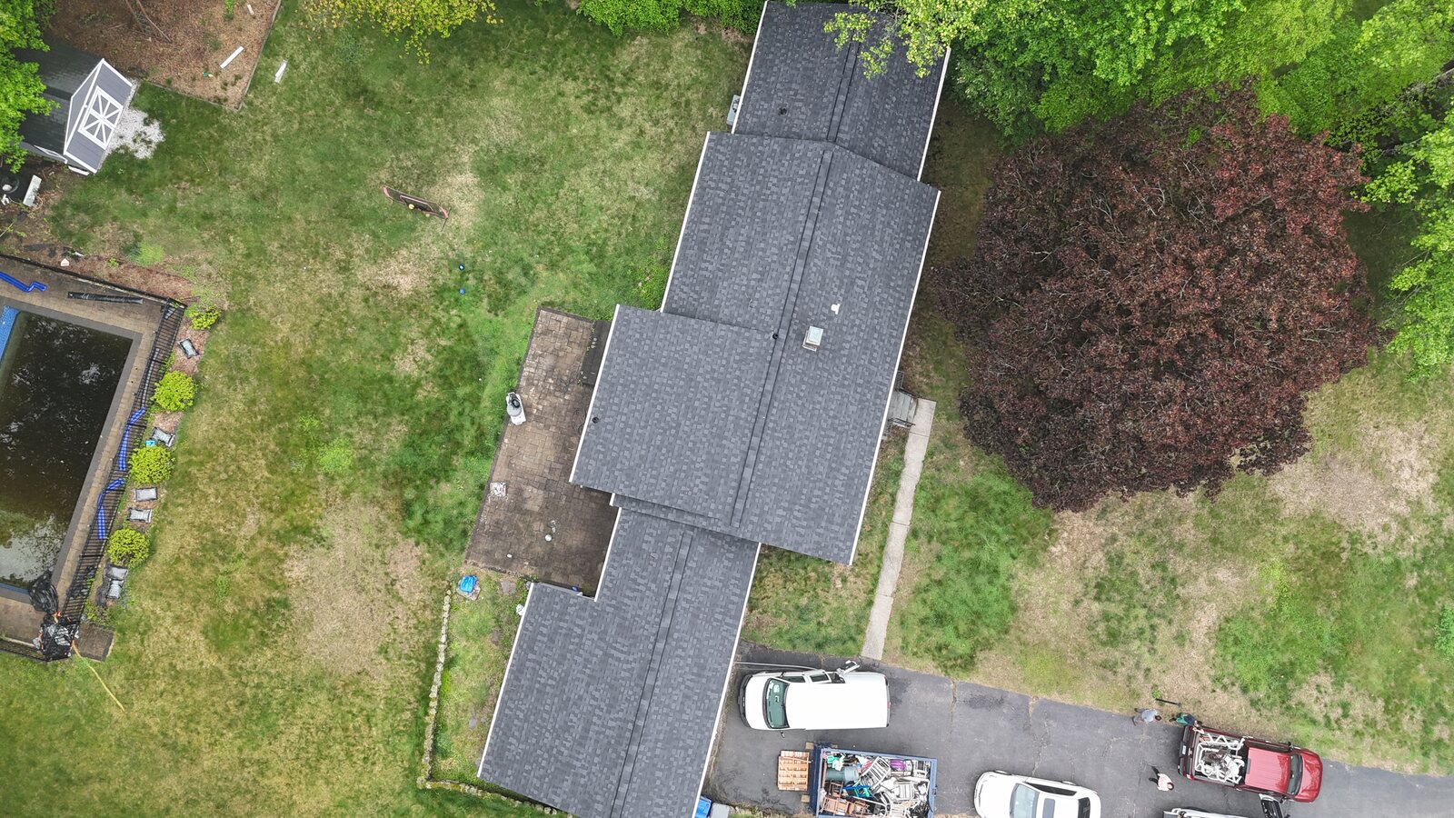 New shingle roof installed by Level One Roofing